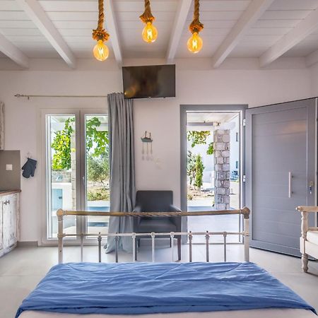 Kristen'S Studio & Apartments アダマス エクステリア 写真