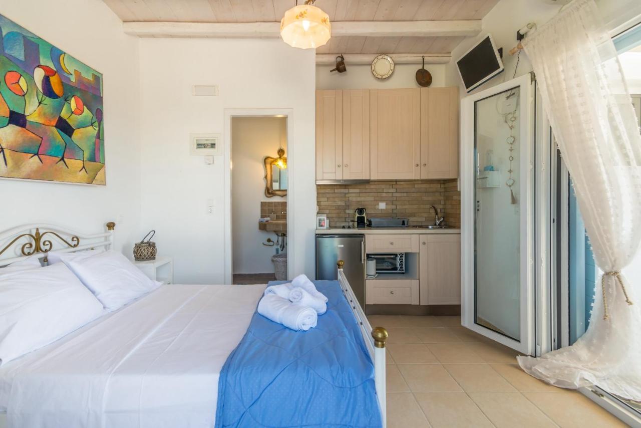 Kristen'S Studio & Apartments アダマス エクステリア 写真