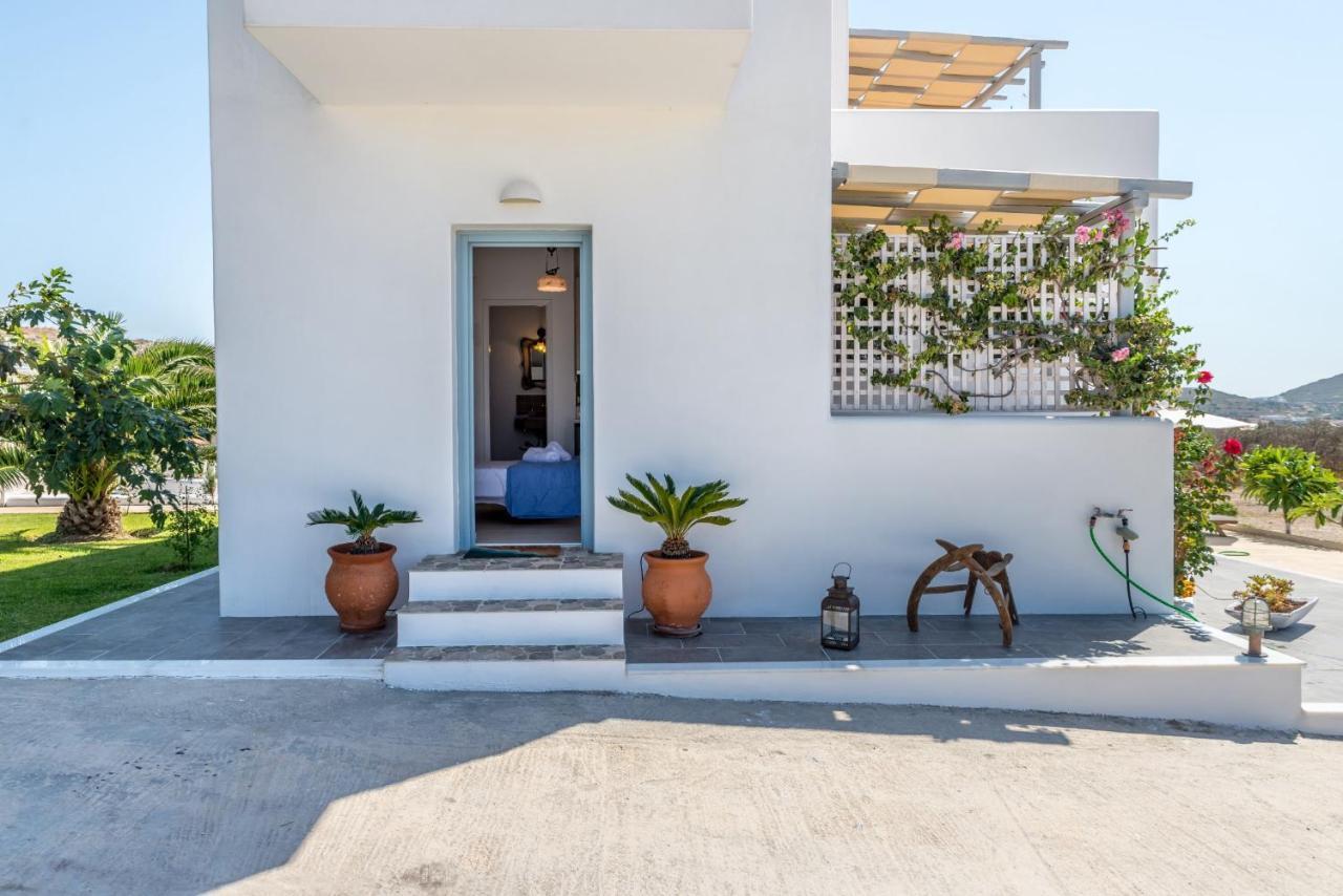 Kristen'S Studio & Apartments アダマス エクステリア 写真